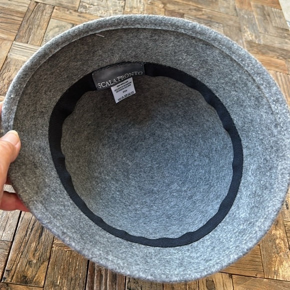 Scala Pronto Gray 100% Wool Cloche Hat 57 cm - Picture 5 of 5